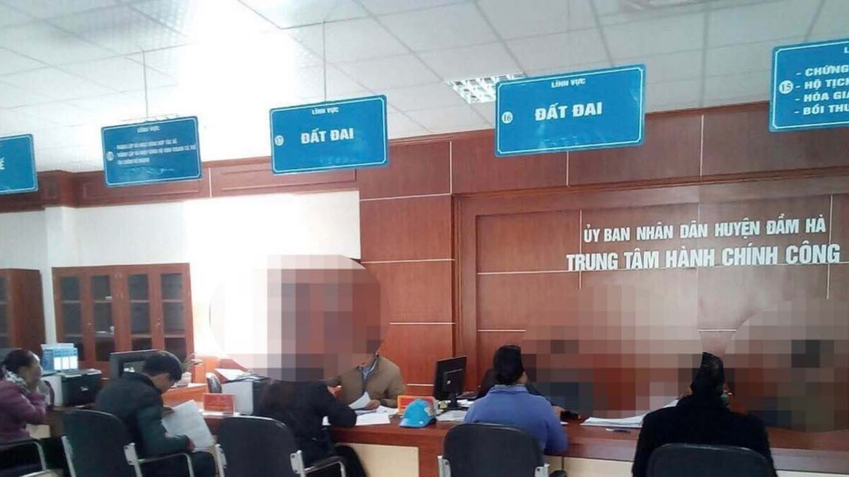 Quang Ninh: Pho giam doc bi tam giu sau don to hiep dam