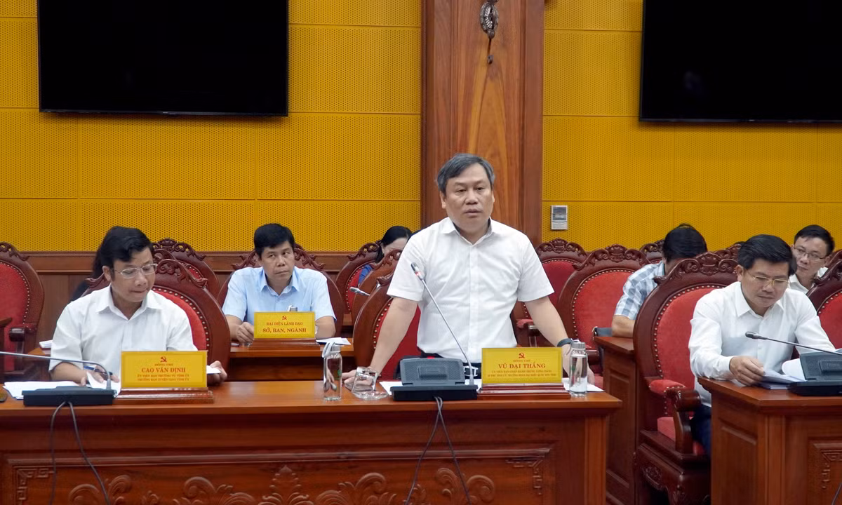 Doi ngu tri thuc dong gop cho su phat trien cua Quang Binh-Hinh-2