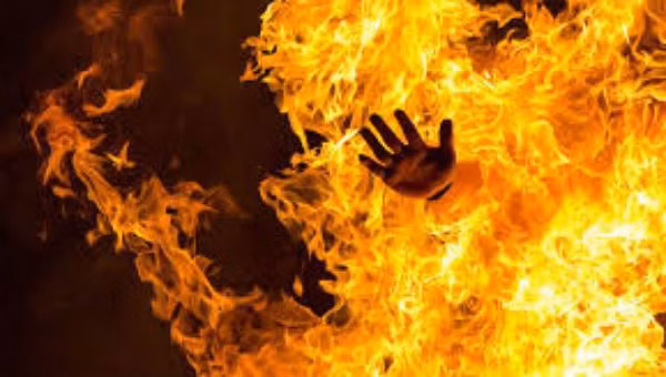 Vinh Phuc: Thuc hu vo tam xang dot chong sau khi di hat karaoke