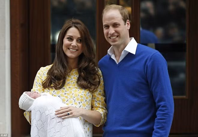 Tai sao cong chua nho nuoc Anh duoc nguoi dan mong doi-Hinh-2