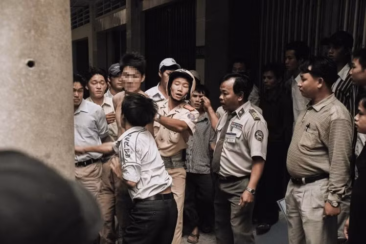 Toàn bộ vụ việc đã được ông Dave MacMillan, một nhiếp ảnh gia người Úc chứng kiến ghi lại khi người đàn ông này đang có chuyến du lịch TP.HCM. (Ảnh Dave MacMillan)