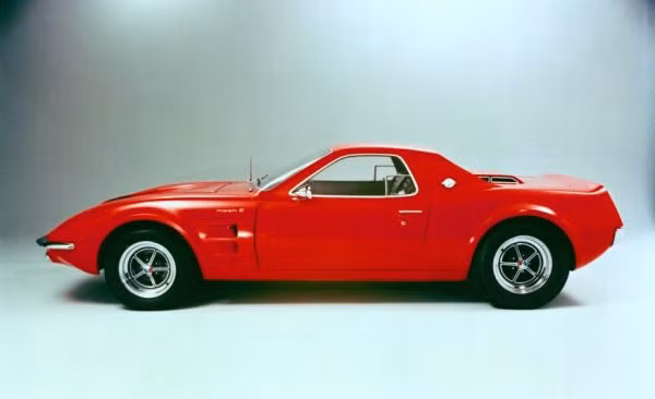 Mẫu Mach 2 1967 này được thiết kể để phát huy tối đa sức mạnh tốc độ của dòng xe Mustang. Xe được trang bị động cơ Hi-Po V8 và loại bỏ hàng ghế sau. Nhưng thiết kế này đến nay vẫn nằm trên giấy.