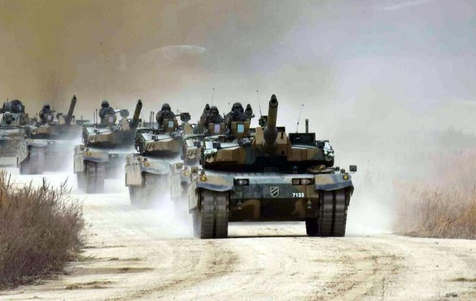 "Chúng tôi chia tay thiết giáp do Liên Xô/Nga sản xuất với cảm xúc khó quên nhưng không hối tiếc. Xe tăng T-72 - ngay cả những chiếc được hiện đại hóa, về mặt kỹ thuật vẫn thua xa K2".