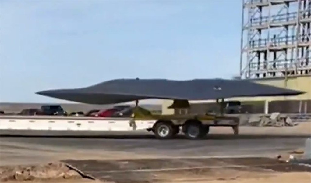 Vấn đề cần nói tới nữa là Trung Quốc hiện chỉ đang cố gắng đi theo con đường của Mỹ khi nỗ lực triển khai máy bay chiến đấu thế hệ thứ năm, như cách họ tuyên bố, J-20 sẽ tương tự F-22 và J-35 sánh ngang F-35.