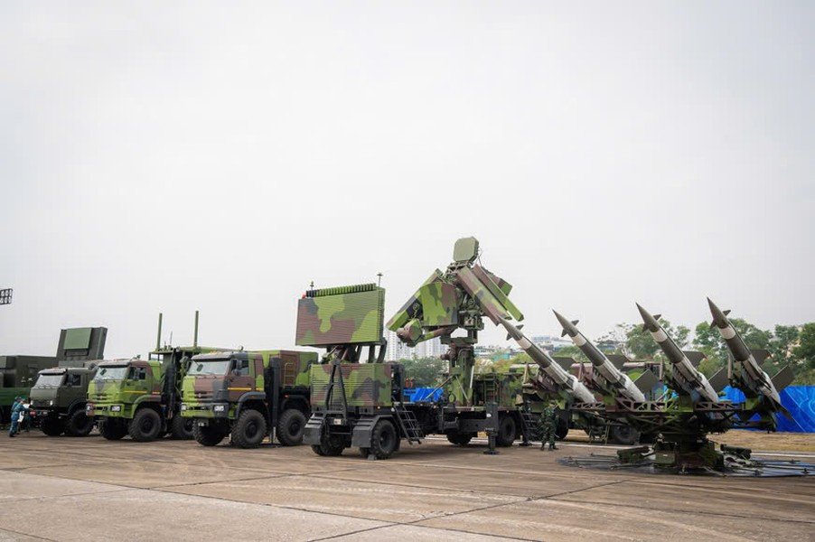 Tổ hợp tên lửa phòng không S125-2TM