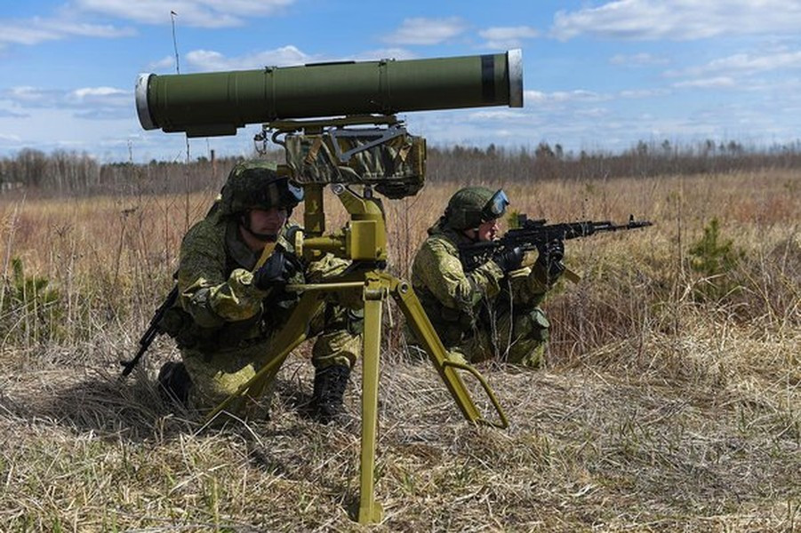 Những chiến xa hạng nặng của phương Tây hóa ra hoàn toàn không được chuẩn bị để đối đầu với tổ hợp vũ khí chống tăng do Tula thiết kế, khi đạn Kornet dễ dàng xuyên thủng lớp giáp tinh vi của xe tăng M1A1 Abrams.