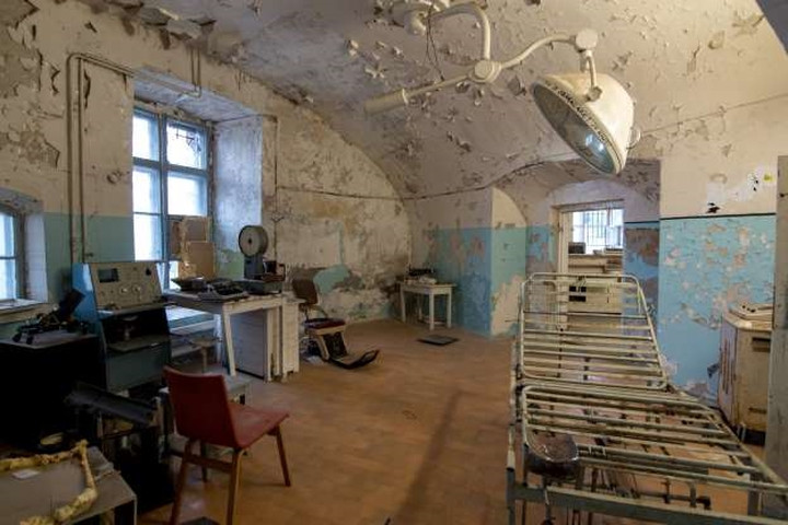 Từ năm 1920, sau khi chế độ Sa hoàng sụp đổ, nó đã trở thành nhà tù trong hơn 80 năm. Nhà tù đã bị đóng cửa vào năm 2016.