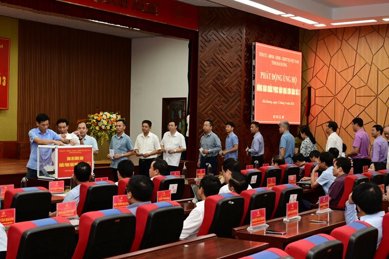Hải Dương phát động ủng hộ khắc phục hậu quả bão số 3 Yagi - Hình 4 Hai Duong phat dong ung ho khac phuc hau qua bao so 3 Yagi-Hinh-4