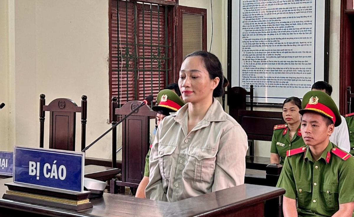 Hải Dương: “Cô đồng bổ cau” Trương Hương lĩnh 7 năm 3 tháng tù Hai Duong: “Co dong bo cau” Truong Huong linh 7 nam 3 thang tu