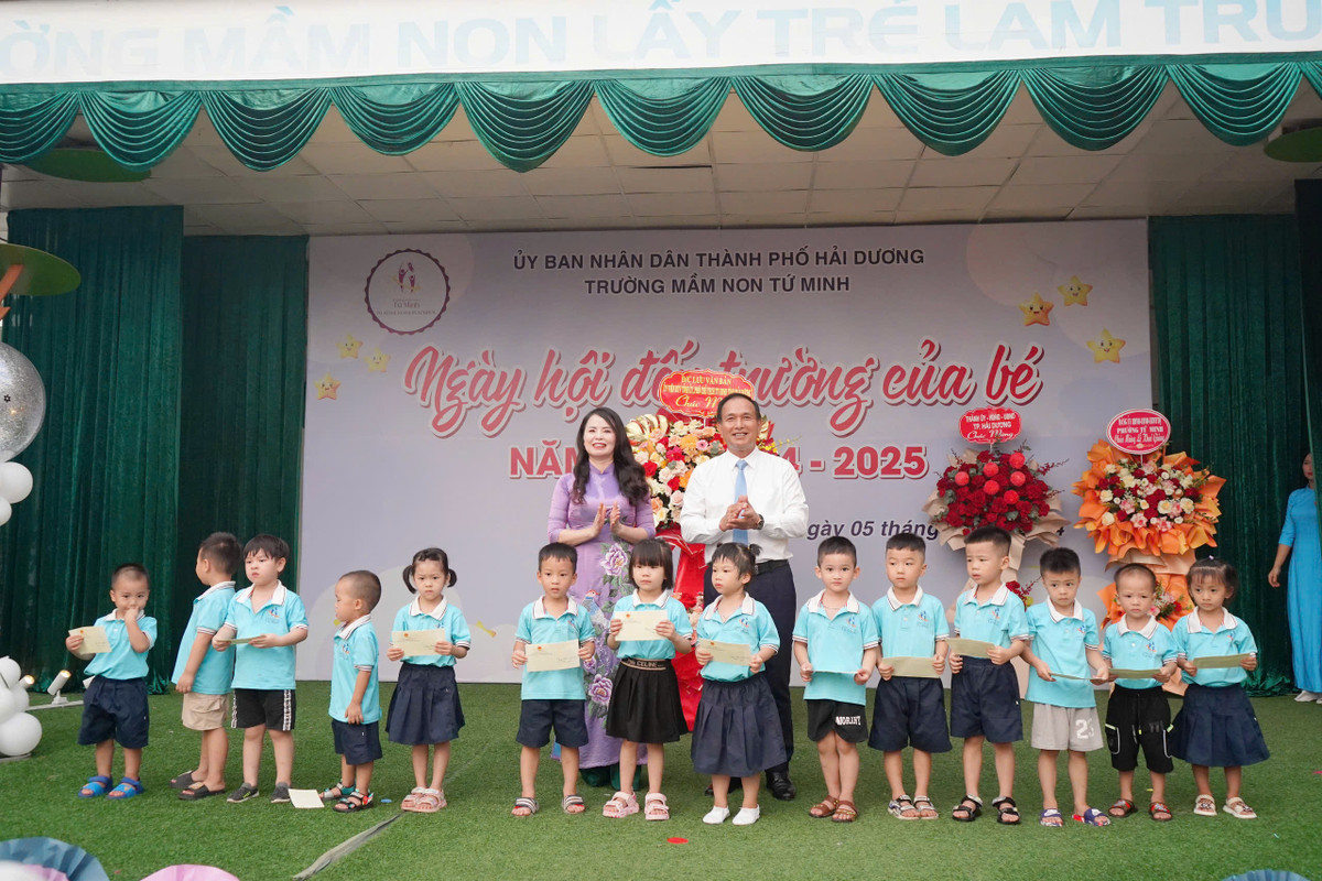 Bí thư Tỉnh ủy Hải Dương: Tạo điều kiện cho giáo dục phát triển - Hình 6 Bi thu Tinh uy Hai Duong: Tao dieu kien cho giao duc phat trien-Hinh-6