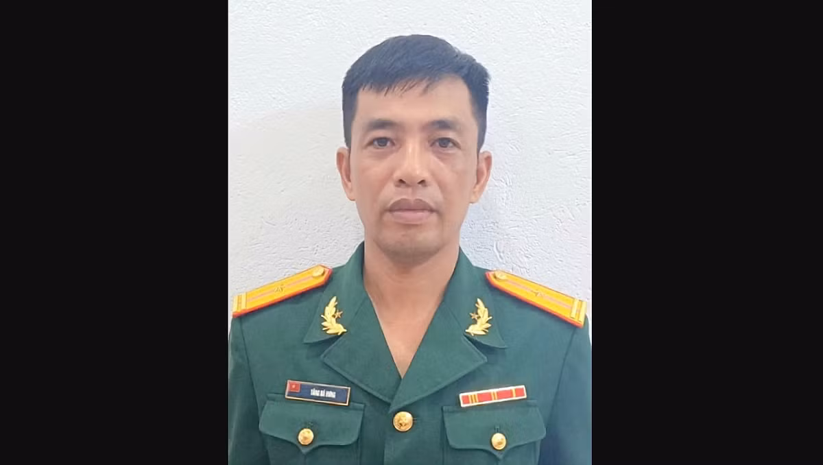 Thieu ta Quan doi hy sinh khi giup dan khac phuc hau qua bao
