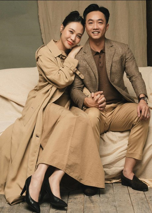 Đàm Thu Trang luôn hỗ trợ chồng kinh doanh. Ảnh: FB Đàm Thu Trang.