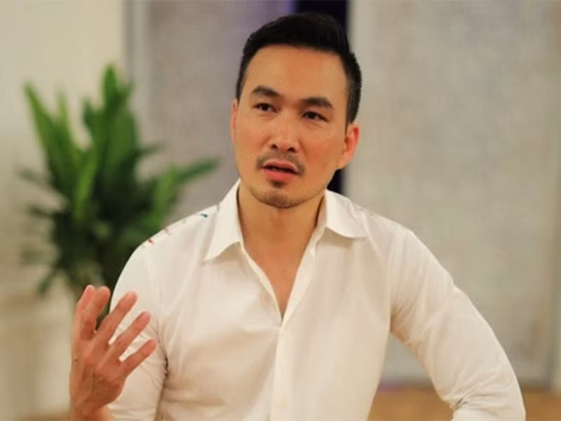 Năm 2021, Chi Bảo tuyên bố giải nghệ. Nam diễn viên gửi lời tri ân đến khán giả đã luôn ủng hộ anh trong 25 năm qua. Ảnh: Vietnamnet.