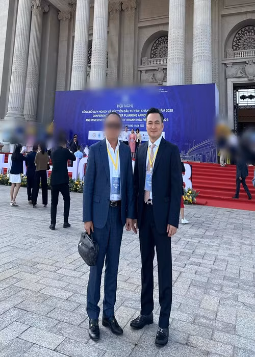 Chi Bảo giải nghệ để tập trung cho kinh doanh và từ thiện. Ảnh: FB Chi Bảo.