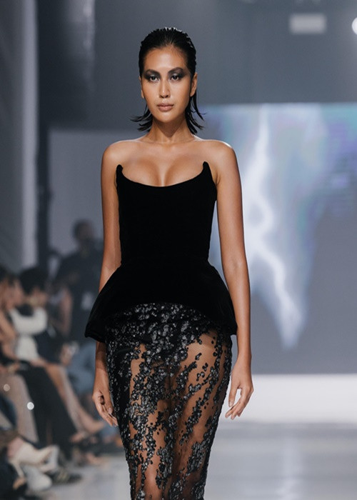 Mỹ nhân người Indonesia được đánh giá cao về thần thái. Ảnh: Instagram Ketut Permata Juliastrid.