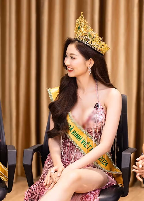 Quế Anh sẽ bước vào cuộc thi quốc tế trong 3 ngày nữa. Ảnh: FB Võ Lê Quế Anh.