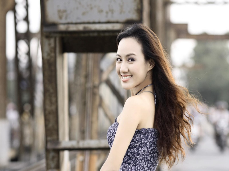 Thời thanh xuân, nhan sắc của Hoài Anh đầy trẻ trung, gợi cảm.