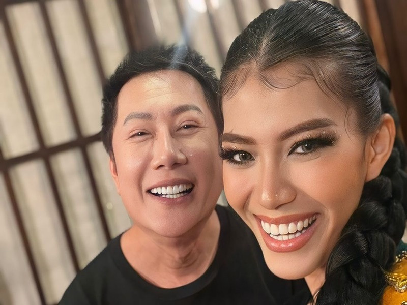 Ni Ni đứng về phía ông Nawat giữa ồn ào giữa vị chủ tịch này và Giám đốc quốc gia Miss Grand Myanmar.