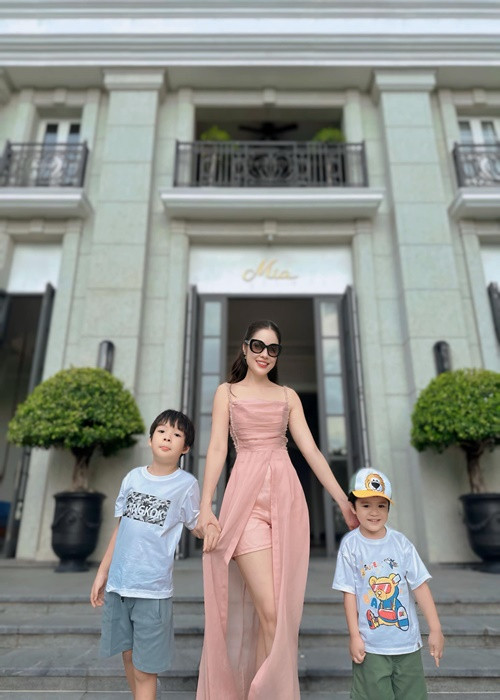 Dương Cẩm Lynh công khai nợ 6 tỷ đồng vào đầu tháng 1/2023. Nữ diễn viên vừa chăm con vừa làm việc để trả hết nợ trong 11 tháng. Ảnh: Dương Cẩm Lynh.