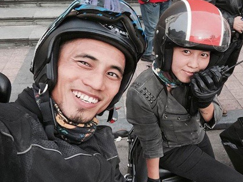 Sau khi kết hôn, vợ Phạm Anh Khoa bỏ công việc kế toán để chuyển sang làm quản lý cho chồng. Ảnh: Sức Khoẻ Đời Sống.