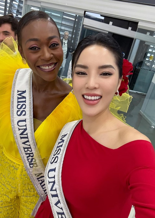 Kỳ Duyên còn ghi điểm bởi sự thân thiện. Ảnh: Fanpage Miss Universe.