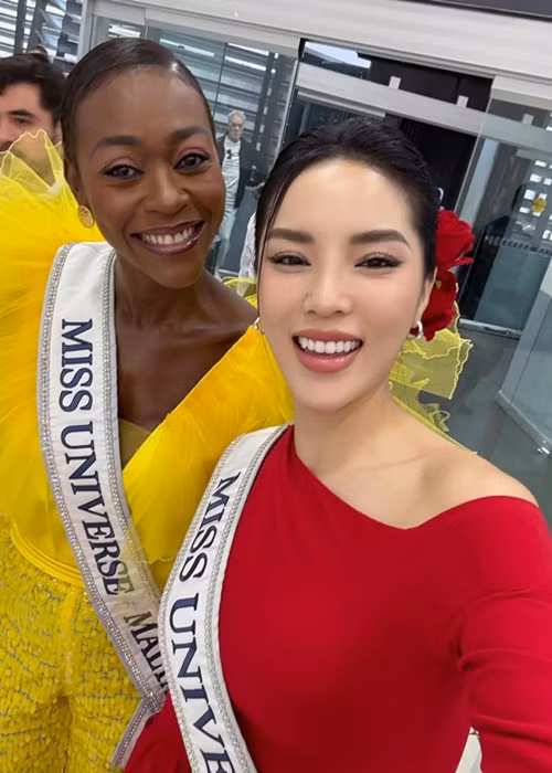 Kỳ Duyên còn ghi điểm bởi sự thân thiện. Ảnh: Fanpage Miss Universe.
