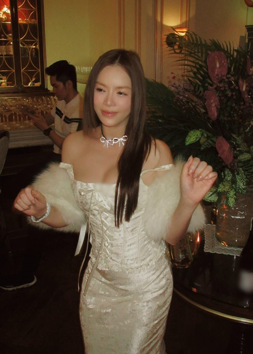 Nữ diễn viên phim Mùa hè lạnh từng ước thu nhỏ vòng một. Ảnh: FB Lý Nhã Kỳ.