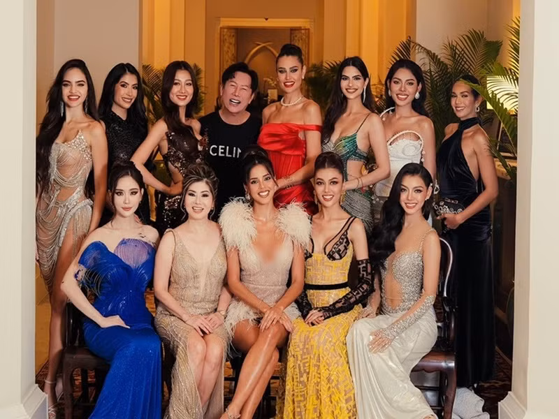 Trong bữa tiệc, Quế Anh nhận câu hỏi về antifan từ ông Nawat: "Bạn muốn nói gì với người hâm mộ Việt Nam khi có người ủng hộ, nhưng cũng có người phản đối việc bạn thi đấu?". Đại diện Việt Nam trả lời: "Tôi nghĩ nhiều người hâm mộ sắc đẹp tại Việt Nam yêu thích và ủng hộ tôi, nhưng cũng có một số người không hiểu những gì tôi làm. Tôi hy vọng họ có thể thấy được những nỗ lực và khả năng của tôi". Ảnh: Miss Grand International.