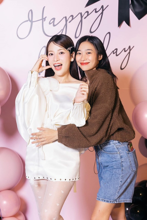 Cư dân mạng tin rằng nghi vấn Puka mang bầu là có cơ sở. Ảnh: FB Puka.