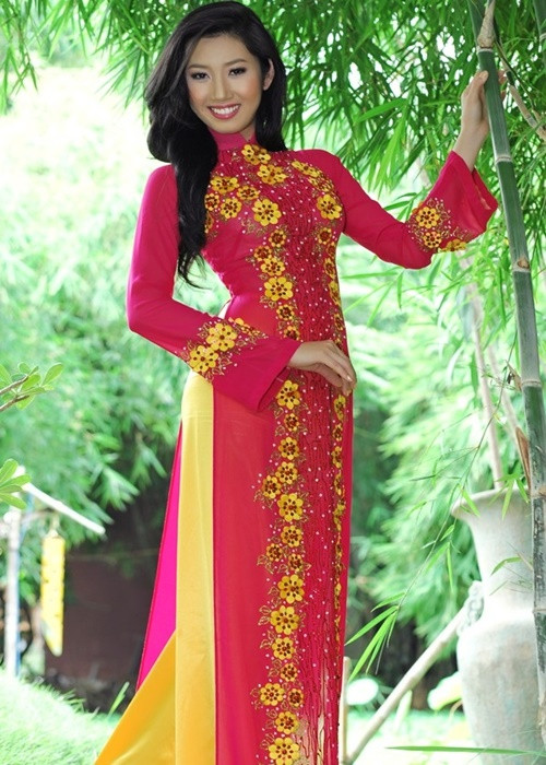 Thúy Ngân khoe vóc dáng thon gọn cách đây nhiều năm. Ảnh: Tiền Phong.