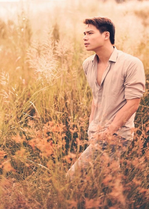 Năm 2008, Tiến Đoàn là thí sinh đầu tiên của Việt Nam đăng quang cuộc thi Mister International.