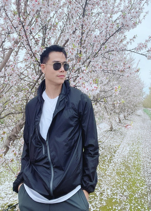 Năm 2020, trong cuộc phỏng vấn với Pháp Luật Việt Nam, Tiến Đoàn cho biết, anh thuê nhà sống một mình, không có người thân.