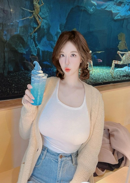 Seul thích đi du lịch, khám phá những địa điểm đẹp.