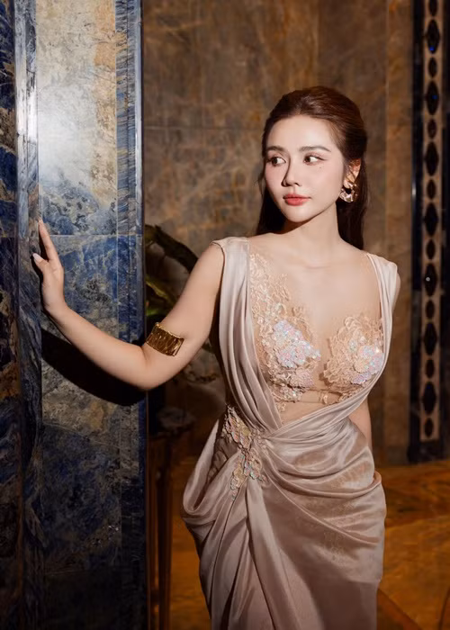 Tháng 2/2024, bà mẹ một con cho biết, cô vẫn độc thân.