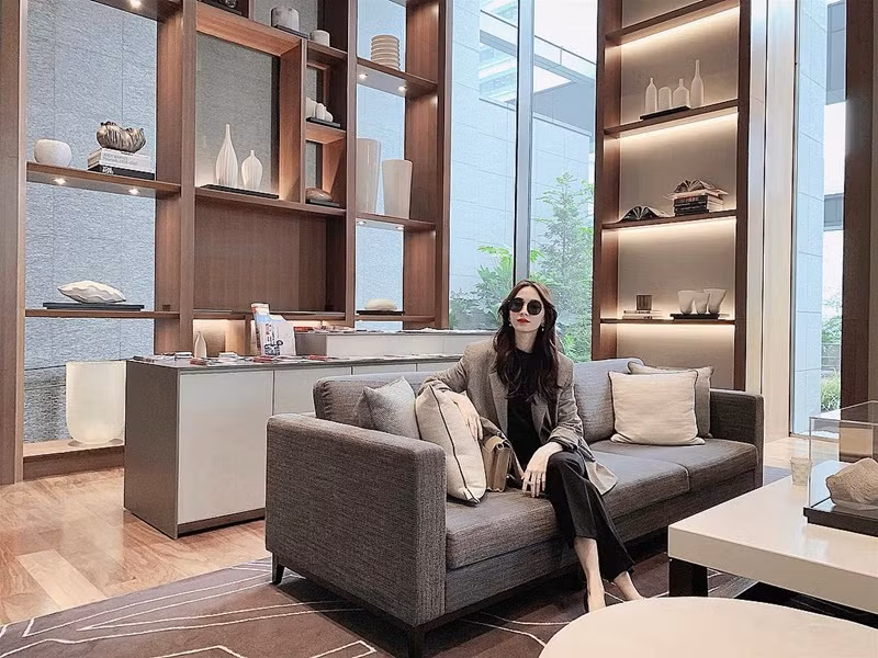 Hoa hậu Việt Nam 2012 không phô trương cuộc sống giàu sang sau khi kết hôn. Ảnh: Instagram Thu Thảo.