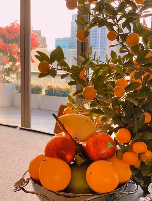 Mỗi dịp lễ Tết, Giáng sinh, Thu Thảo trang hoàng nhà cửa lộng lẫy. Ảnh: Instagram Thu Thảo.