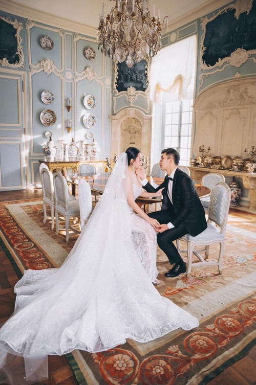 Chồng Midu là Minh Đạt - thiếu gia tập đoàn nhựa Duy Tân. Anh điển trai, tài giỏi.