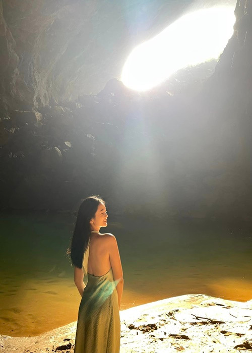 Ngọc Xuân thường đi trekking cùng bạn bè.