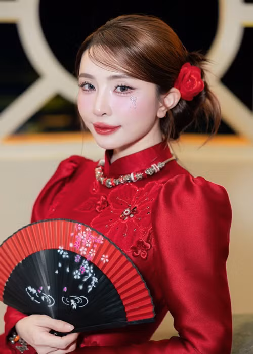 Trong cuộc phỏng vấn với Saostar, Quỳnh Nga cho biết, chuyện cô và chồng cũ ly hôn không hề liên quan đến người thứ ba hay con cái. Chỉ đơn giản cả hai đã hết duyên. Ảnh: FB Quỳnh Nga.