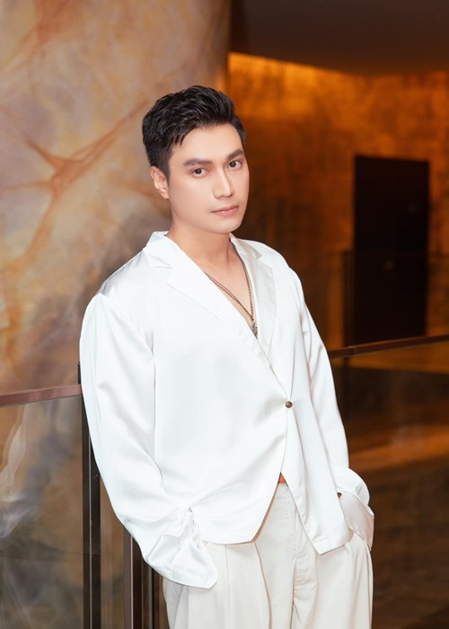 Việt Anh kết hôn lần đầu với BTV Thùy Linh vào năm 2007. Trước khi chia tay, hai người có một cô con gái chung. Ảnh: FB Việt Anh.