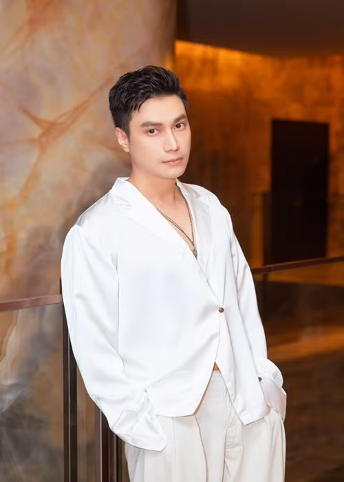 Việt Anh kết hôn lần đầu với BTV Thùy Linh vào năm 2007. Trước khi chia tay, hai người có một cô con gái chung. Ảnh: FB Việt Anh.