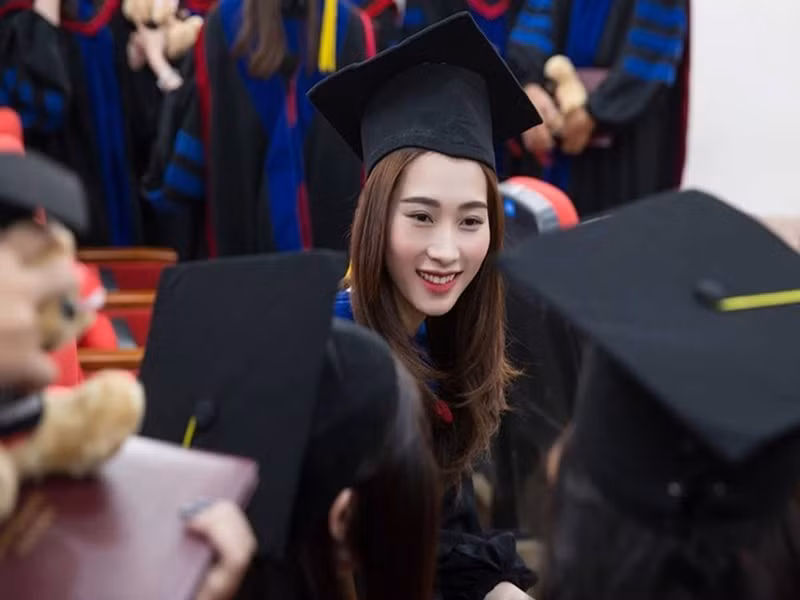 Năm 2014, Đặng Thu Thảo một lần nữa từ chối thi Hoa hậu Thế giới vì muốn ưu tiên việc học. Ảnh: FB Thu Thảo.