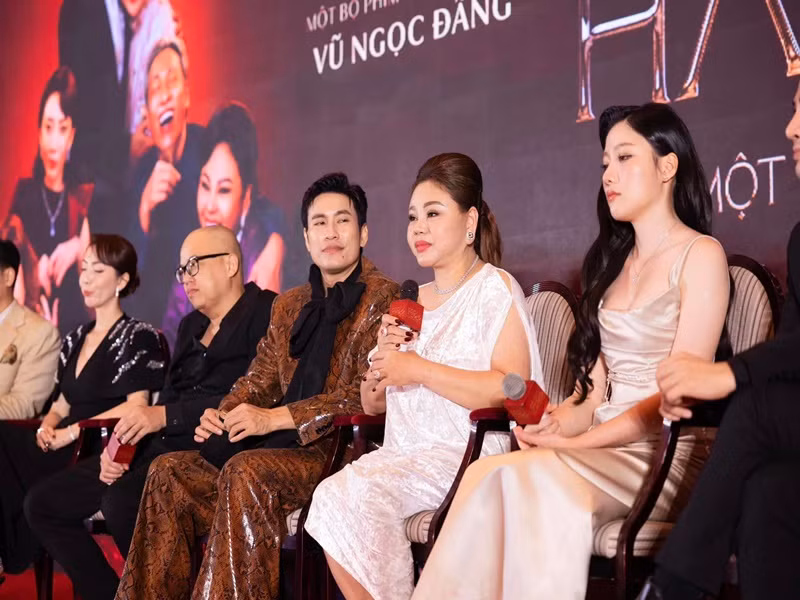 Mới đây, Lê Giang góp mặt trong phim điện ảnh Cô dâu hào môn. Ảnh: FB Lê Giang.