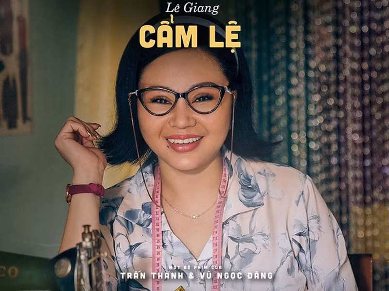 Được các đạo diễn tin tưởng, Lê Giang đắt show đóng phim. Cô góp mặt trong 2 phim Việt trăm tỷ Bố già và Nhà bà Nữ của Trấn Thành. Ảnh: FB Trấn Thành.