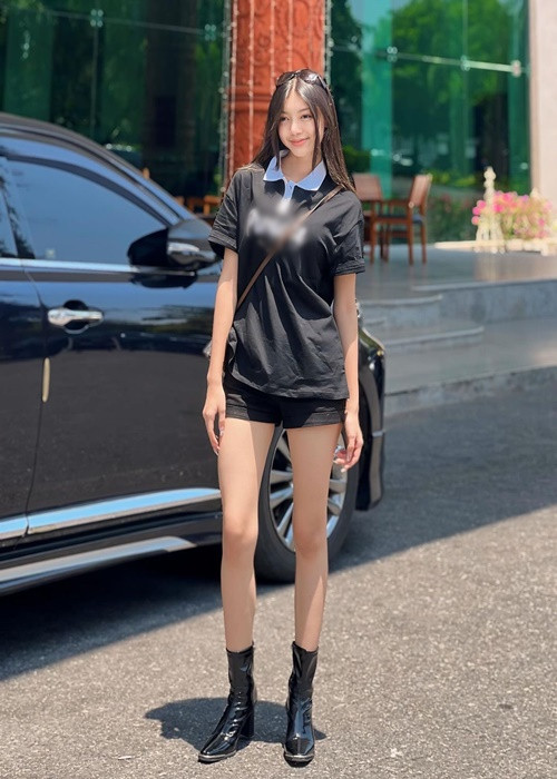 Khi thi nhan sắc, Thae cố gắng thể hiện bản thân.