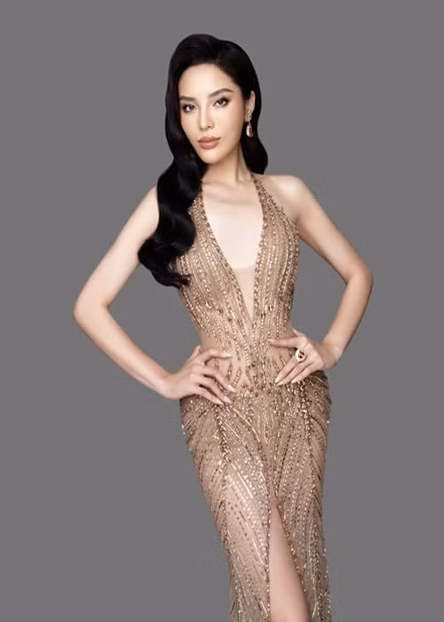 BTC MUVN cũng khẳng định rằng mọi quy trình và thủ tục liên quan đến việc Hoa hậu Nguyễn Cao Kỳ Duyên tham dự cuộc thi quốc gia và quốc tế đều được thực hiện theo đúng quy định pháp luật và đảm bảo tính công bằng, minh bạch. Sự cố về ngày gửi thư là một sai sót và hoàn toàn không ảnh hưởng đến tính hợp pháp hay minh bạch của cuộc thi. Ảnh: FB Miss Universe Vietnam.