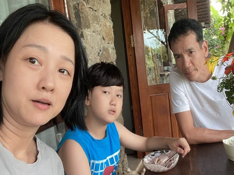 Con trai Mỹ Duyên kháu khỉnh, năng động, có nhiều năng khiếu nghệ thuật.