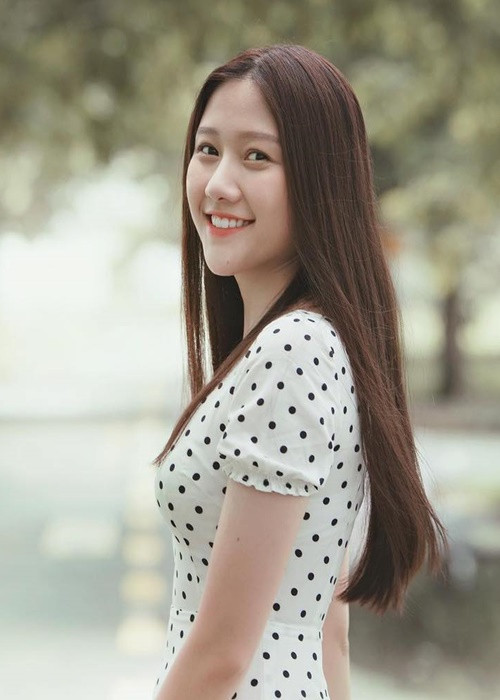 Nữ diễn viên Uyển Ân sinh năm 1999, là em gái của Trấn Thành. Ảnh: FB Uyển Ân.