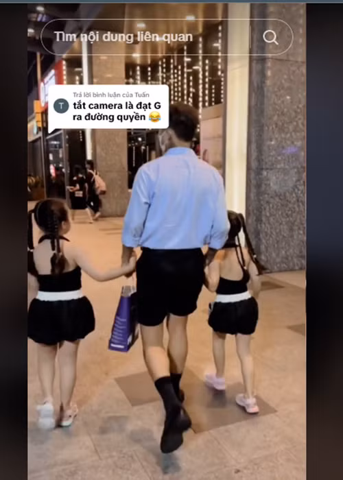 Đạt G dành tình thương cho hai con gái của Bảo Ngọc. Ảnh: TikTok Bảo Ngọc.