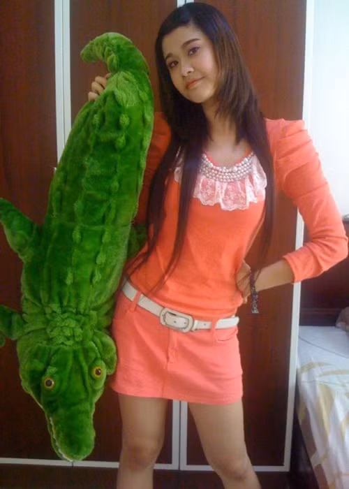 Trương Quỳnh Anh khoe vóc dáng thon gọn năm 2010.